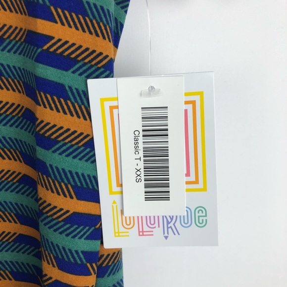 NWT Women's LuLaRoe Arrow Print Classic Short Sleeve Tee Size XXS - Picture 5 of 5